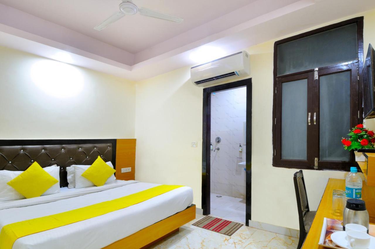 Airport Hotel Prince Palace By Byobhotels New Delhi Exteriör bild